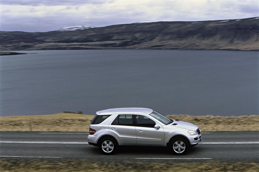  Mercedes-Benz ML-Class 2006 года  (фото 69 из 400)